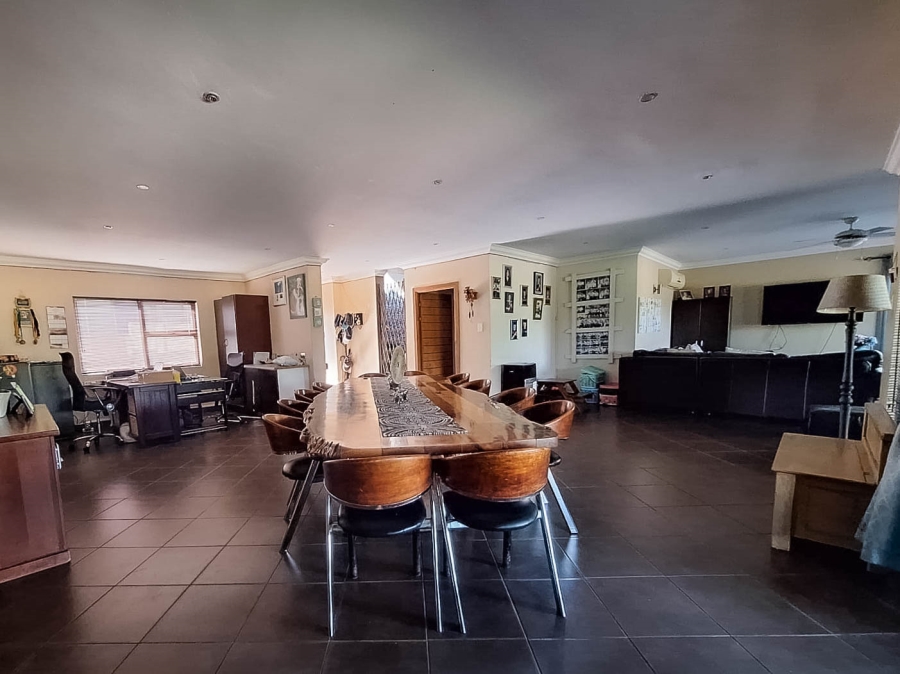 6 Bedroom Property for Sale in Magalies Golf Estate North West